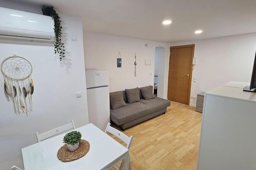Estudio Centrico A 2 Minutos De La Playa Salou Exterior foto