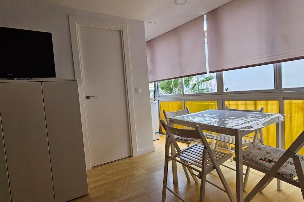 Estudio Centrico A 2 Minutos De La Playa Salou Exterior foto